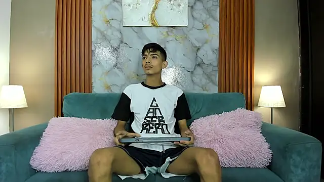 KITTY BOSH online show from March 2026 09:10:02 AM