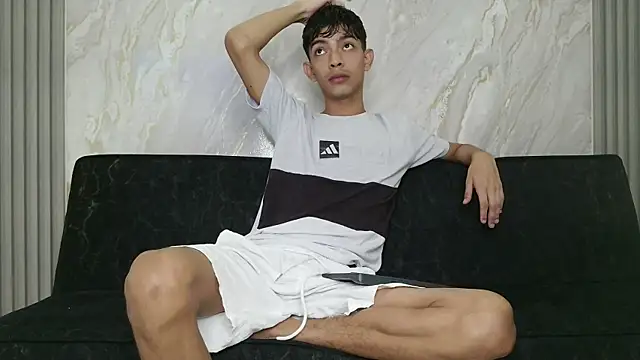KITTY BOSH online show from July 2026 01:18:01 PM