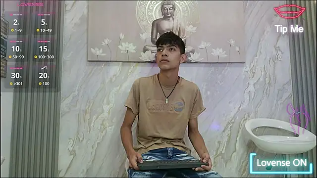 KITTY BOSH online show from April 2026 01:07:02 PM