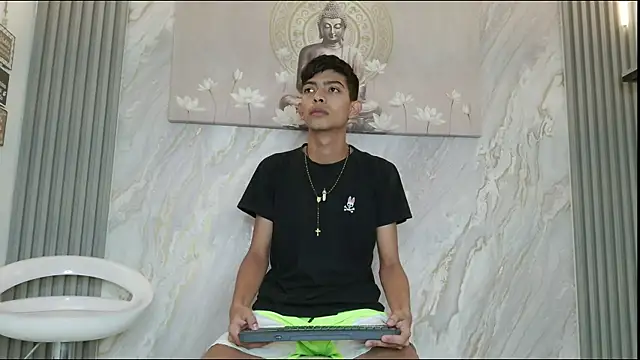 KITTY BOSH online show from April 2026 01:15:01 PM