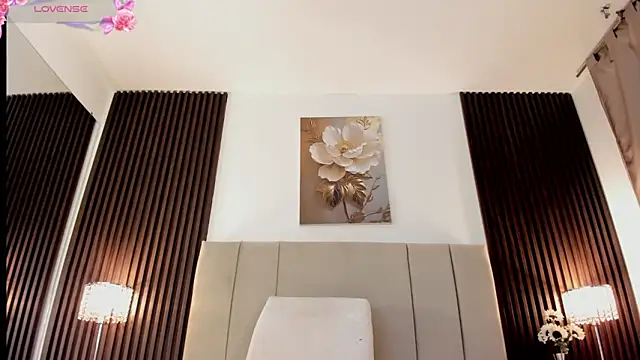  MiLa Dyva online show from March 2026 04:30:02 PM