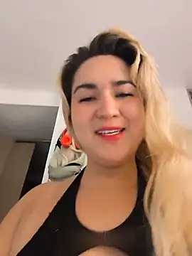 Snapshot of violet-grey chatting on May 2026 12:24:01 PM violet-grey online show from May 2026 12:24:01 PM