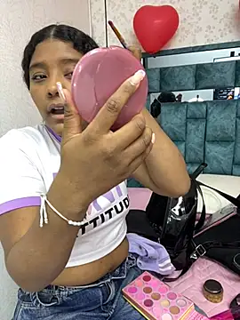 Snapshot of canelaa_sweet5 chatting on March 2026 01:45:02 AM canelaa sweet5 online show from March 2026 01:45:02 AM