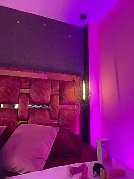 Snapshot of Veronicaa_lodge1 chatting on February 2026 02:01:01 AM Veronicaa lodge1 online show from February 2026 02:01:01 AM