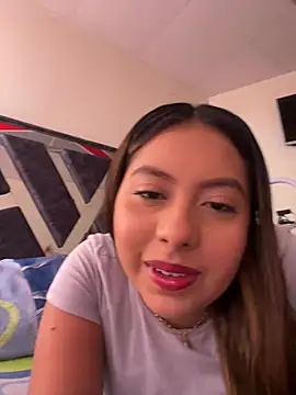 Snapshot of Emiily_joee_ chatting on June 2026 03:24:02 PM Emiily joee online show from June 2026 03:24:02 PM