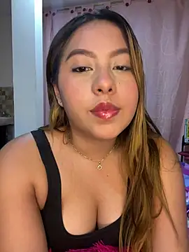 Emiily joee  online show from May 2026 02:39:02 AM