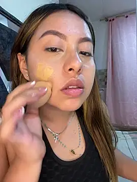 Emiily joee  online show from May 2026 02:10:03 AM