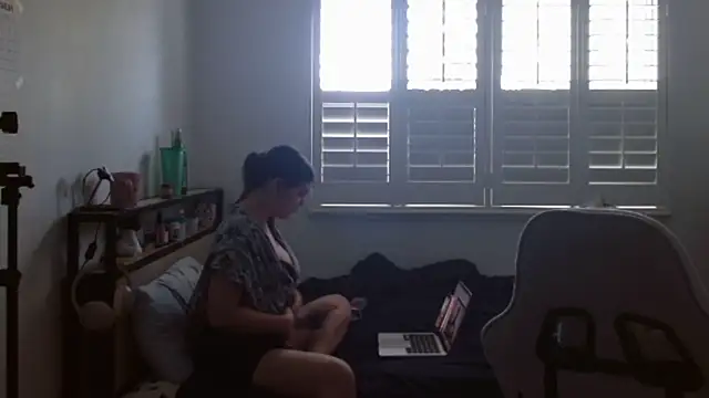 Snapshot of yourmila1 chatting on February 2026 11:15:02 PM yourmila1 online show from February 2026 11:15:02 PM