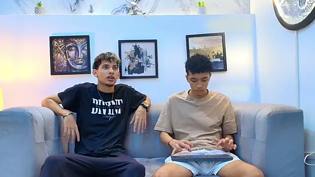 YOUNG BOYS HELL online show from April 2026 01:23:02 AM