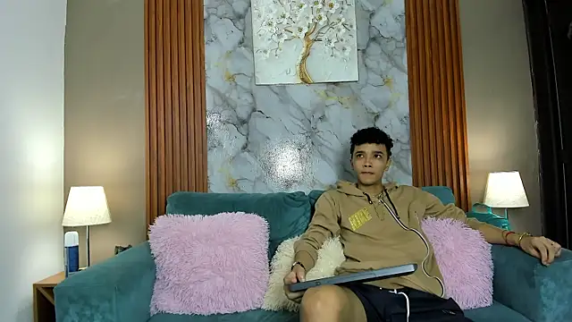 YOUNG BOYS HELL online show from March 2026 01:13:01 AM