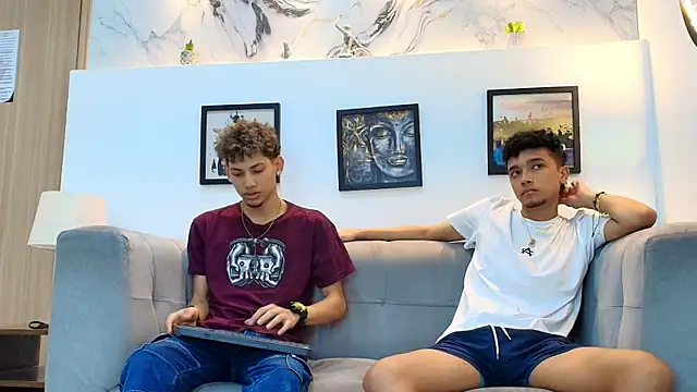 YOUNG BOYS HELL online show from April 2026 01:18:02 AM