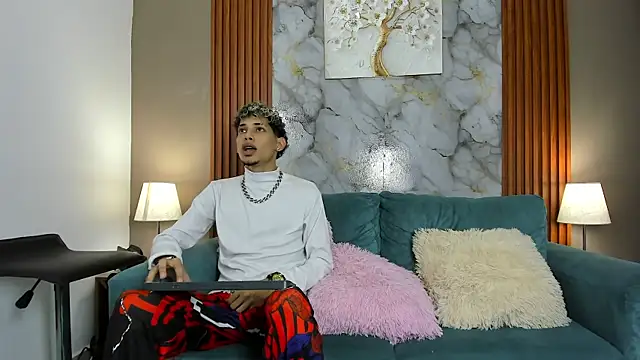 YOUNG BOYS HELL online show from March 2026 10:54:02 PM