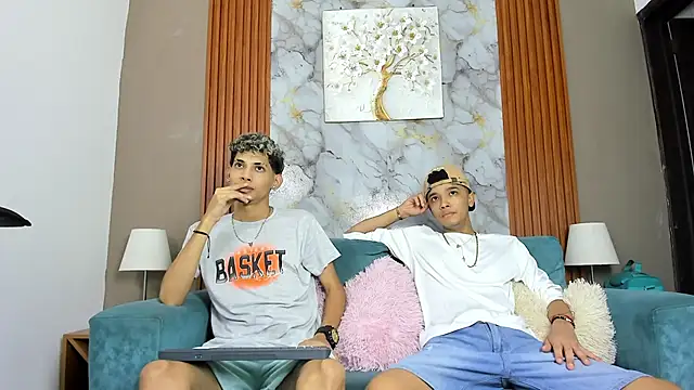 YOUNG BOYS HELL online show from March 2026 01:19:01 AM