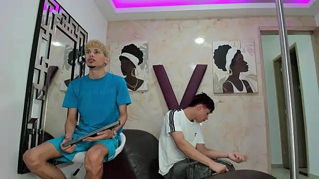 Snapshot of YOUNG_BOYS_HELL chatting on June 2026 01:22:02 AM YOUNG BOYS HELL online show from June 2026 01:22:02 AM