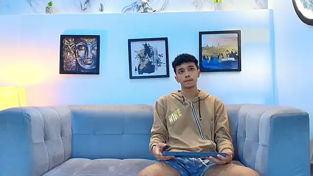 YOUNG BOYS HELL online show from April 2026 01:19:01 AM