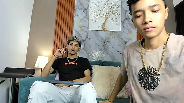 YOUNG BOYS HELL online show from February 2026 01:16:01 AM