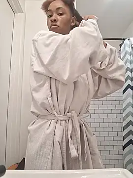 Cinnamonbunn online show from February 2026 08:11:02 PM