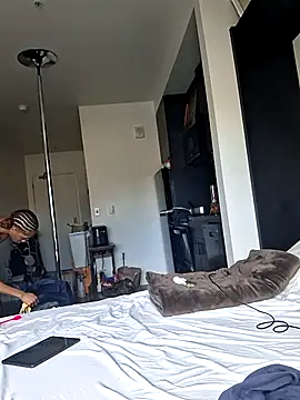 Cinnamonbunn online show from March 2026 09:17:01 PM