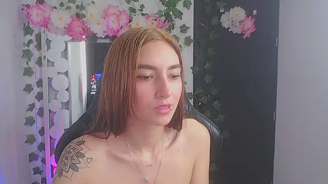 Mis Cersi online show from March 2026 07:09:01 PM