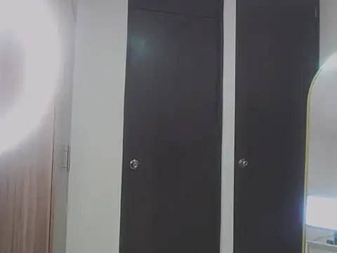 Mis Cersi online show from February 2026 08:11:02 PM