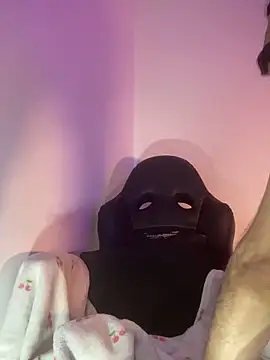 baileyadamms online show from April 2026 06:31:02 PM