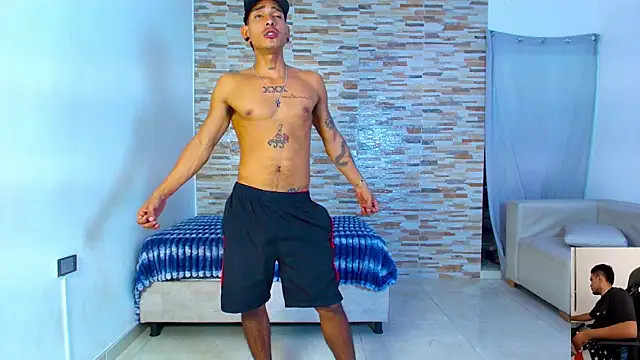 kinkyhousexxxx online show from June 2026 12:19:01 AM