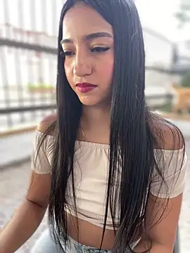 Daniela Pink online show from March 2026 01:26:02 PM