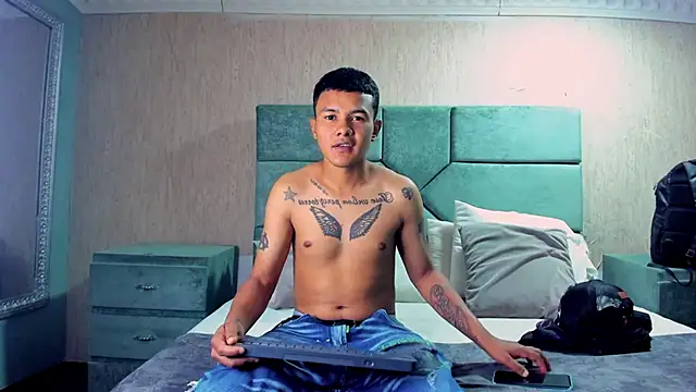 TylerGandi online show from February 2026 07:49:02 PM