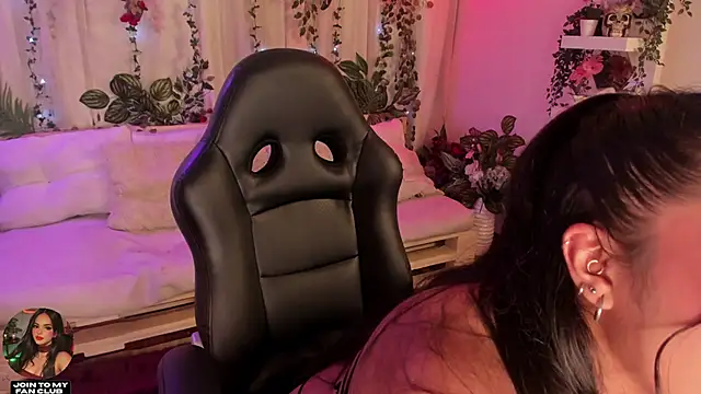 cata desire online show from February 2026 08:53:02 PM