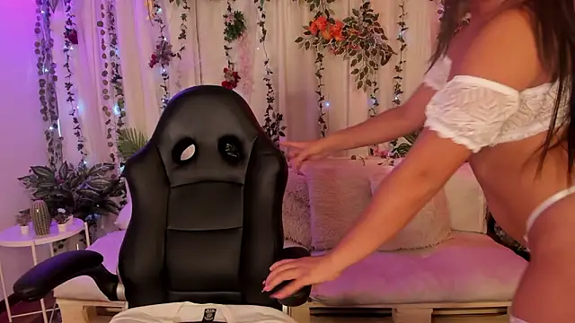 cata desire online show from February 2026 08:41:02 PM