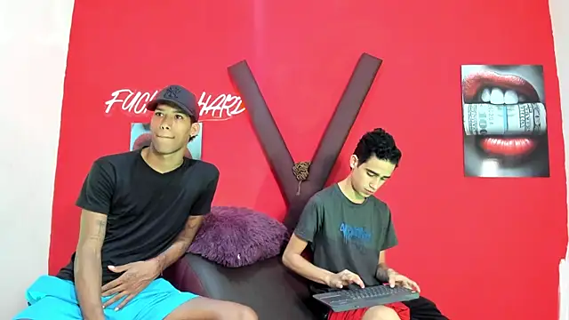 GREEN BOYS online show from February 2026 07:31:02 AM