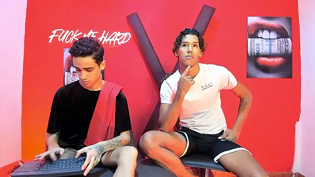 GREEN BOYS online show from February 2026 07:27:01 AM