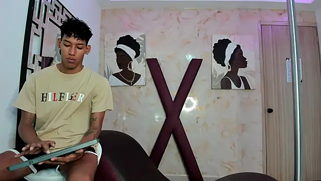 GREEN BOYS online show from March 2026 01:25:01 AM