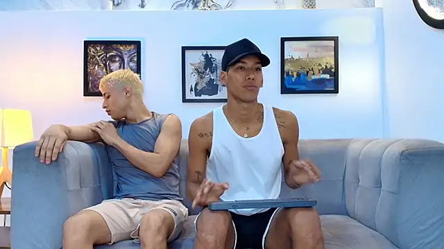 GREEN BOYS online show from March 2026 01:18:02 AM