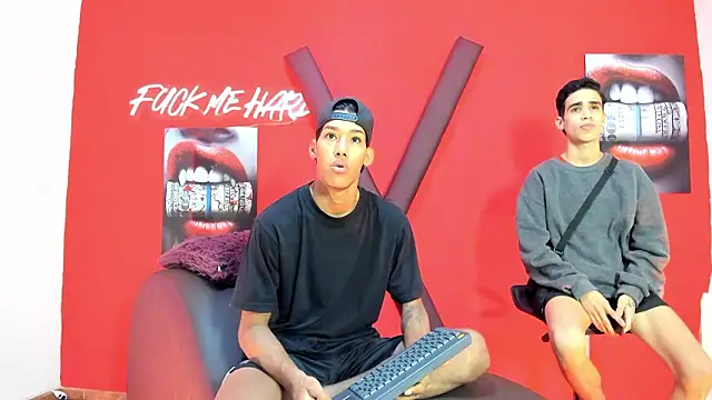 GREEN BOYS online show from February 2026 07:32:02 AM