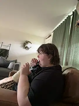 plushietoy online show from February 2026 08:09:01 PM