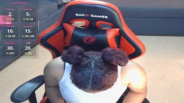 Snapshot of Helensex1 chatting on February 2026 11:48:01 PM Helensex1 online show from February 2026 11:48:01 PM