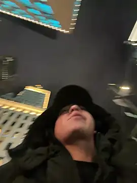 Jhon jairo420zzzz online show from April 2026 02:18:01 AM