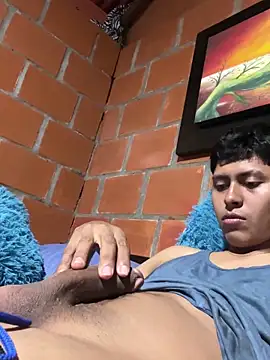 Snapshot of Miguel_960 chatting on May 2026 02:16:02 AM Miguel 960 online show from May 2026 02:16:02 AM