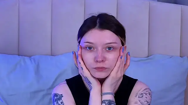 AlyssFrost online show from July 2026 02:07:02 AM