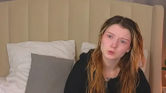 AlyssFrost online show from June 2026 02:39:02 AM