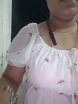 Snapshot of taniya0 chatting on July 2026 04:55:02 PM taniya0 online show from July 2026 04:55:02 PM