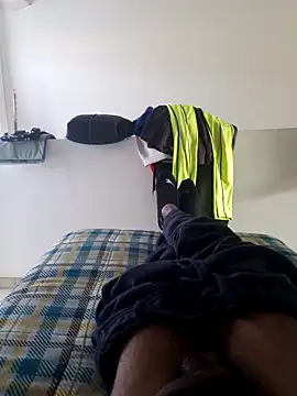 isuru lakshan online show from March 2026 07:04:02 AM