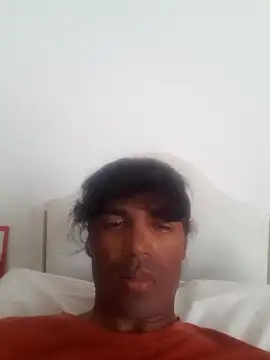 Snapshot of isuru_lakshan chatting on July 2026 03:11:01 PM isuru lakshan online show from July 2026 03:11:01 PM