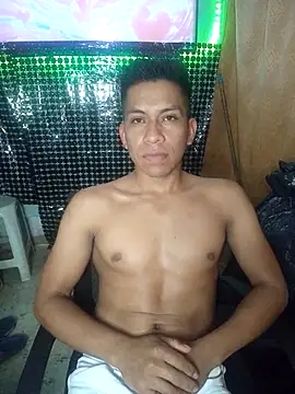 Snapshot of yisusalejo chatting on February 2026 03:40:02 AM yisusalejo online show from February 2026 03:40:02 AM