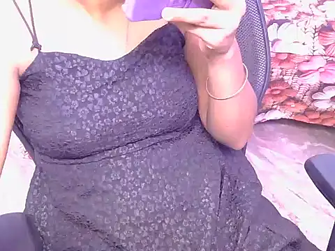 Snapshot of its-taniya chatting on July 2026 04:31:01 AM its-taniya online show from July 2026 04:31:01 AM