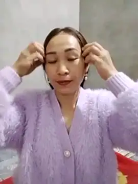 Snapshot of Thobaby112 chatting on February 2026 01:29:01 AM Thobaby112 online show from February 2026 01:29:01 AM