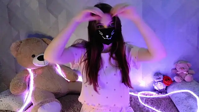 llonaMask online show from February 2026 08:36:01 AM