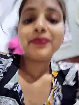 Snapshot of samayra1144 chatting on April 2026 05:43:02 AM samayra1144 online show from April 2026 05:43:02 AM
