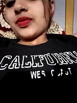 samayra1144 online show from March 2026 07:59:01 PM